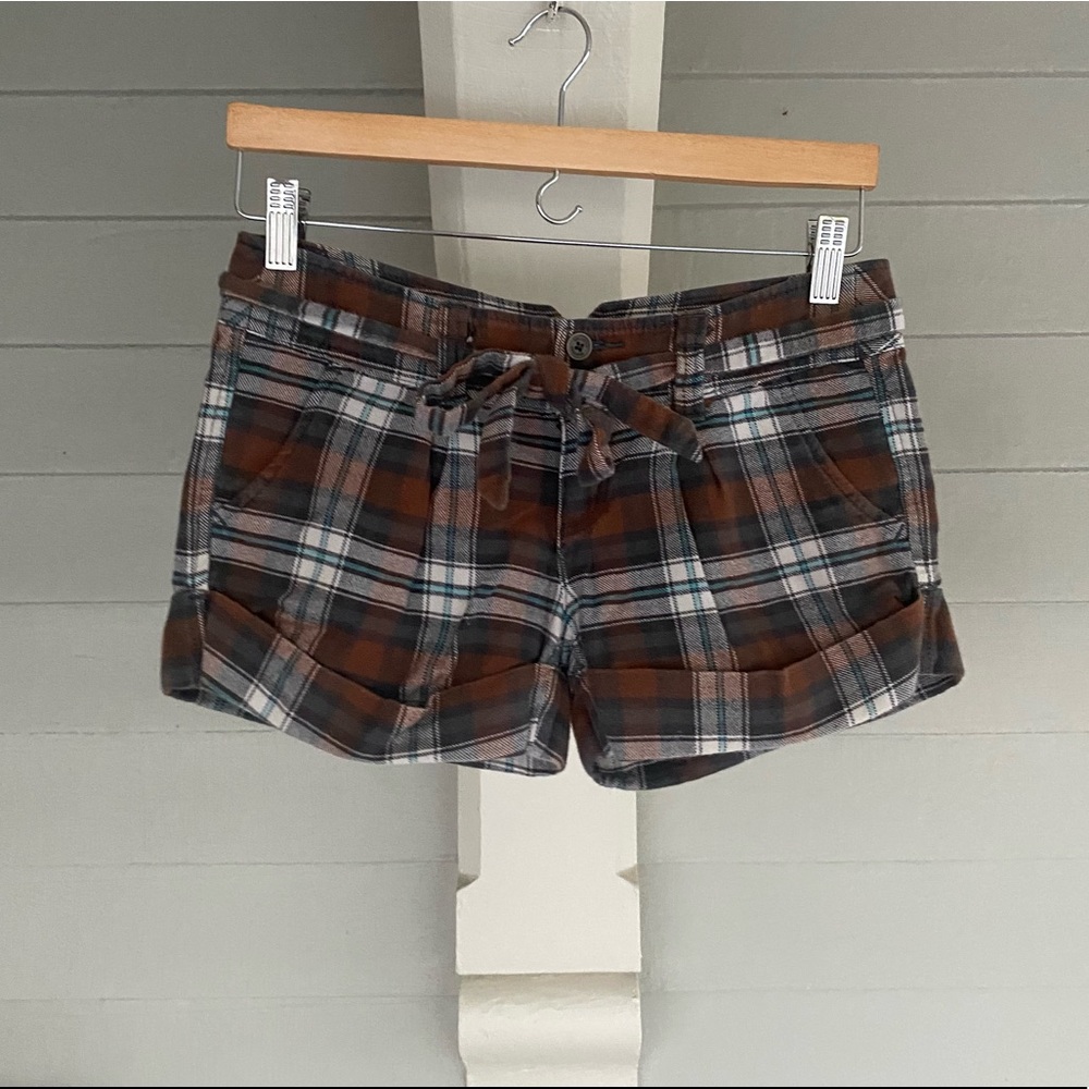 Hollister Brown Plaid Flannel Shorts
